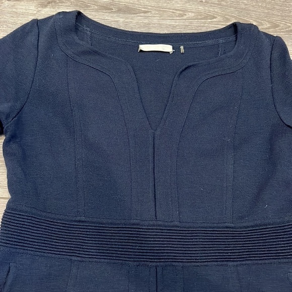 SWEATER dress with pockets looks beautiful on - Picture 2 of 3